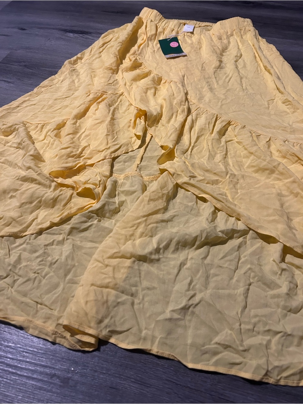 HALARA Yellow Elastic Waist Skirt